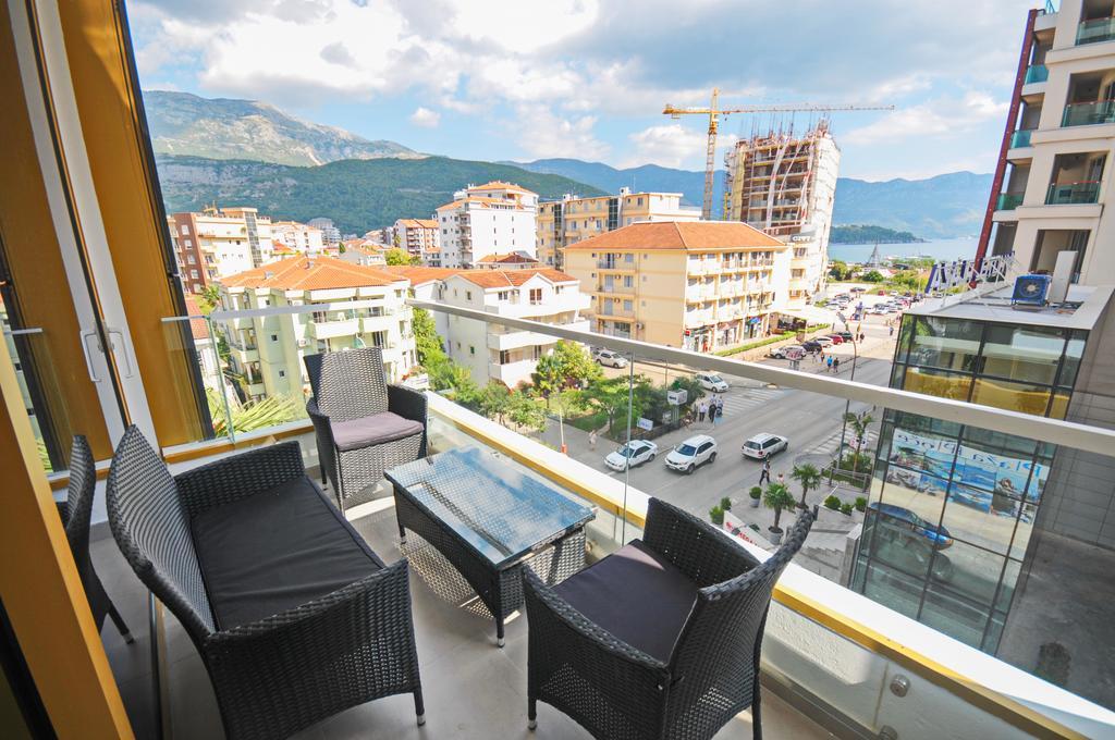 Sea Breeze Lux Apartments Budva Exterior foto