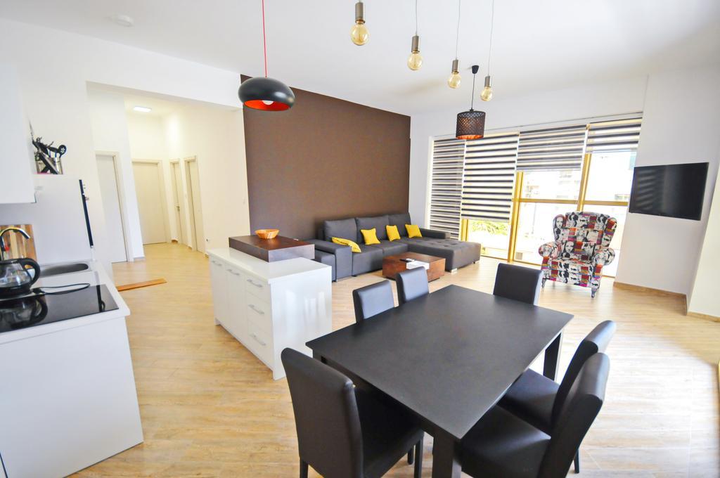 Sea Breeze Lux Apartments Budva Exterior foto