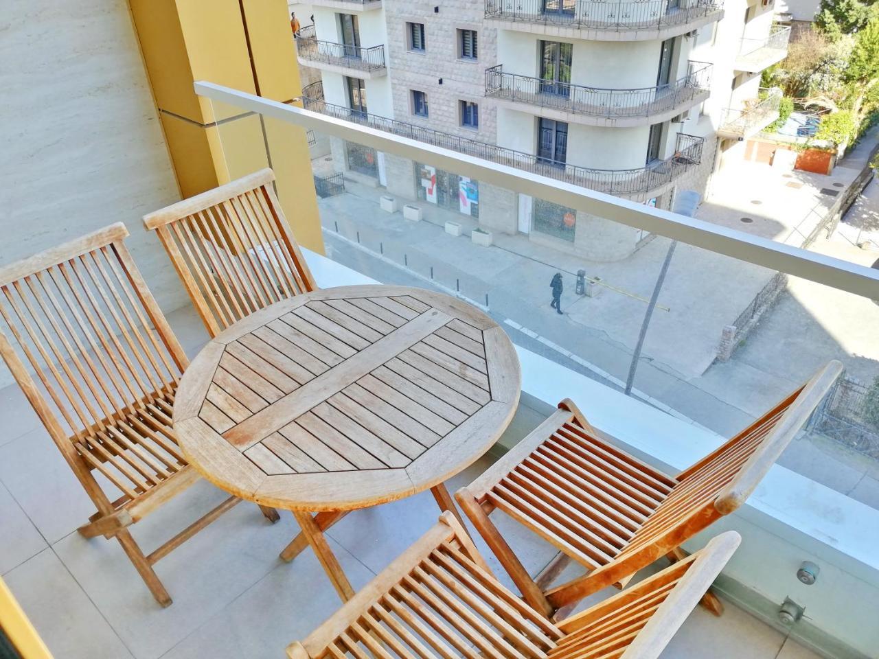 Sea Breeze Lux Apartments Budva Exterior foto